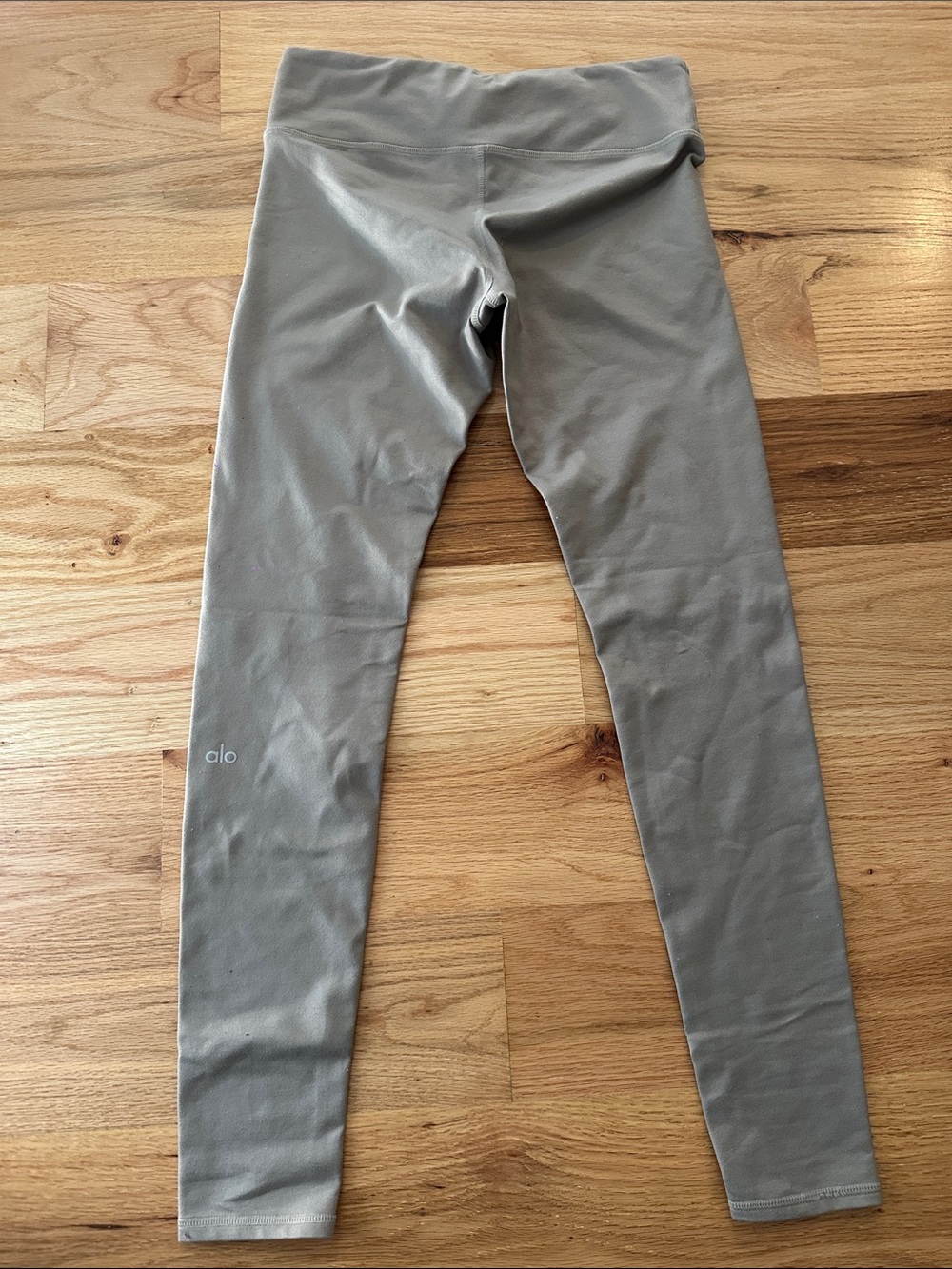ALO Yoga Kids Leggings in Taupe Gray